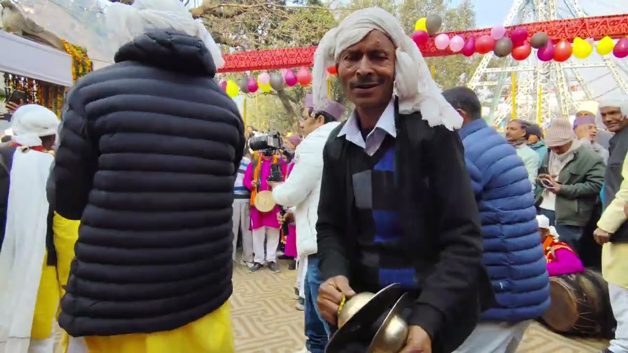 2026 बागेश्वर उत्तरायणी मेले के उद्घाटन  के अवसर पर दानपुर के पौराणिक ढोल दमाऊ की बेहतरीन प्रस्तुति 