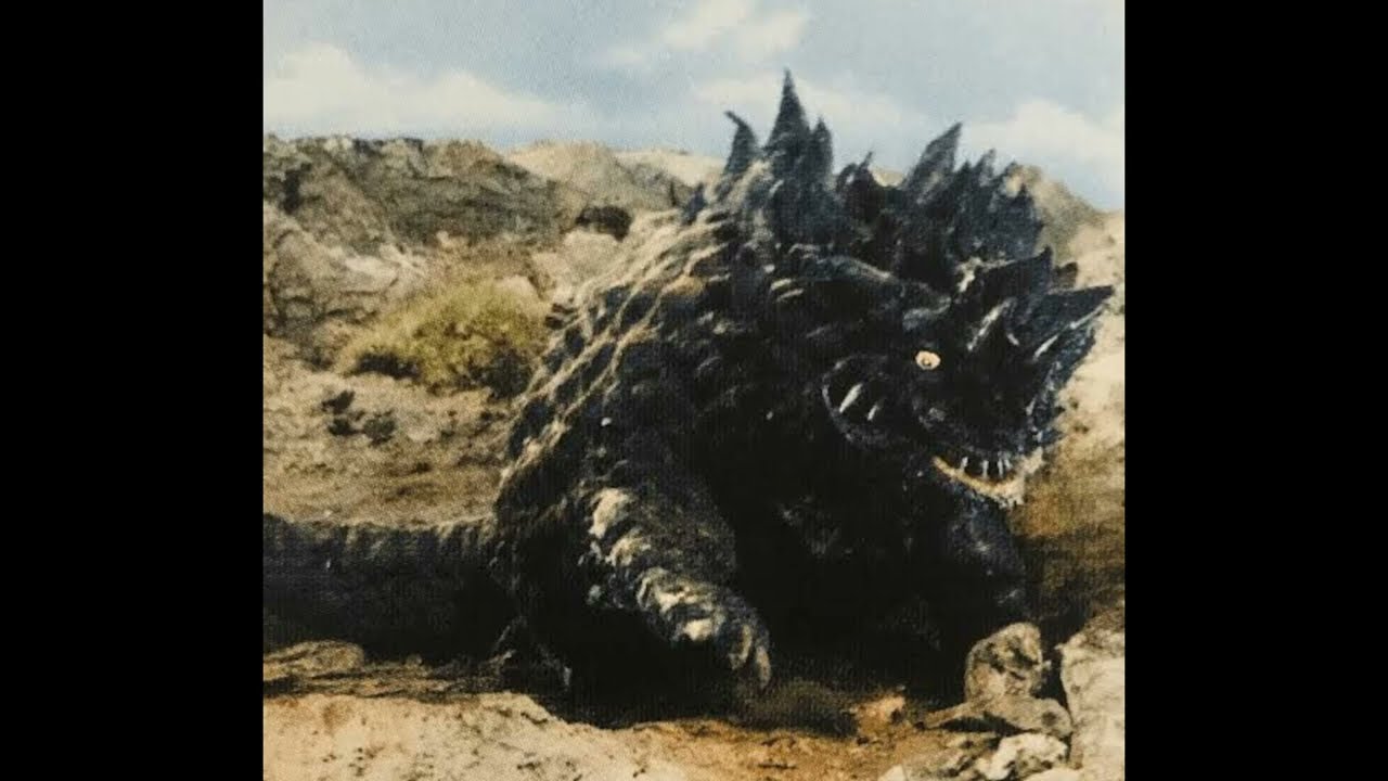 Magular roars - Ultraman monster