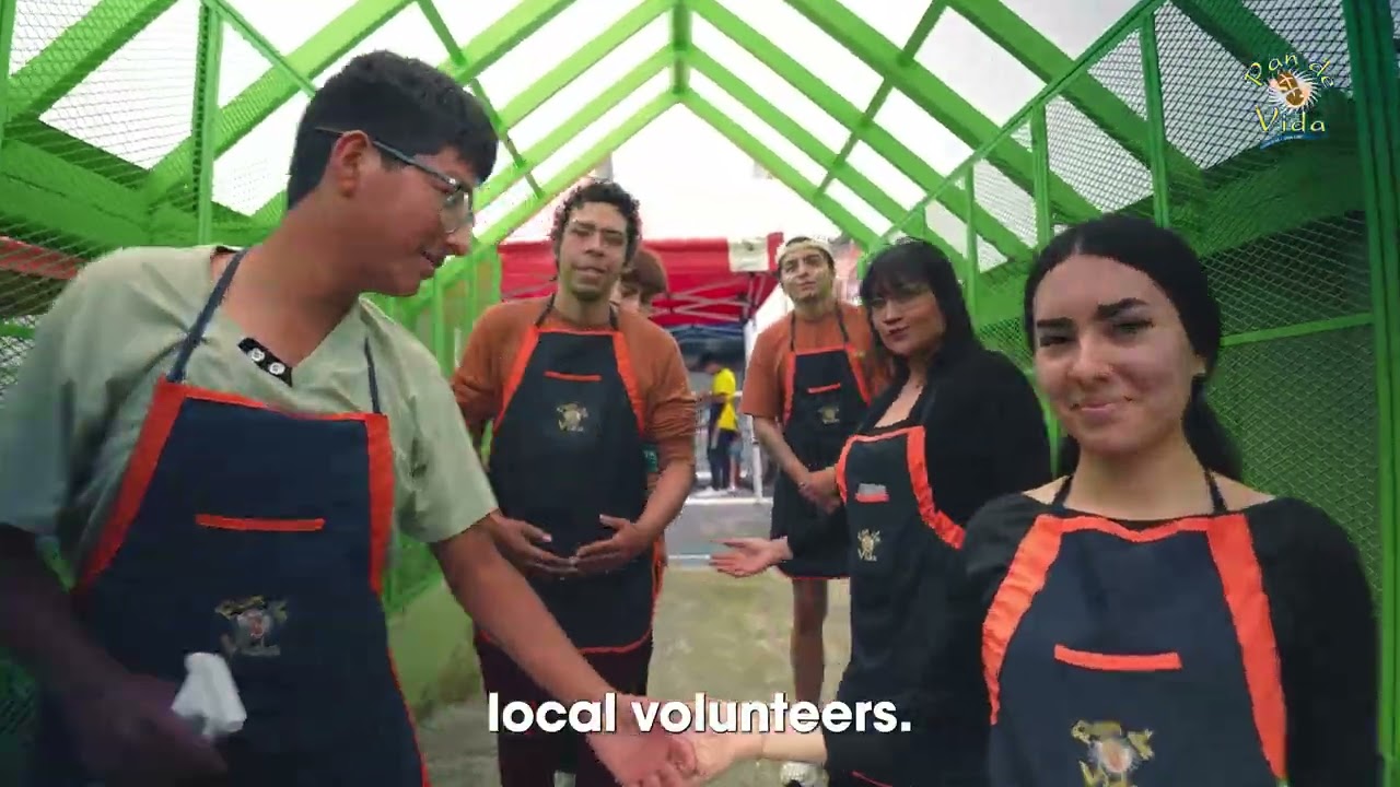 A day as a missionary at Pan de Vida - Alex Baum