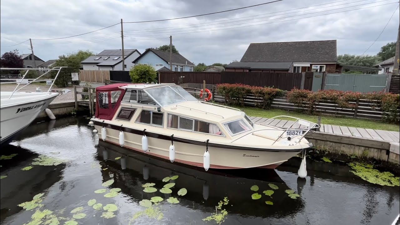 Freeman 24 ‘Sundowner’ for sale at Norfolk Yacht Agency