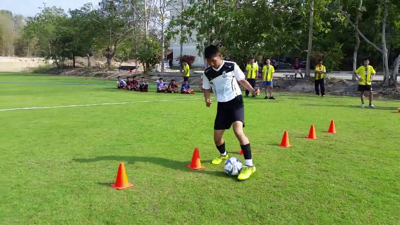 คัดตัวนักเรียนฟุตบอล 63