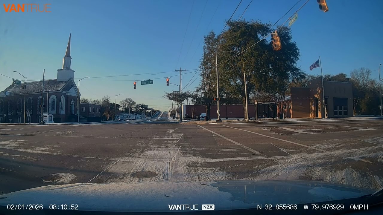 I woke up Sunday Morning to some SNOW.