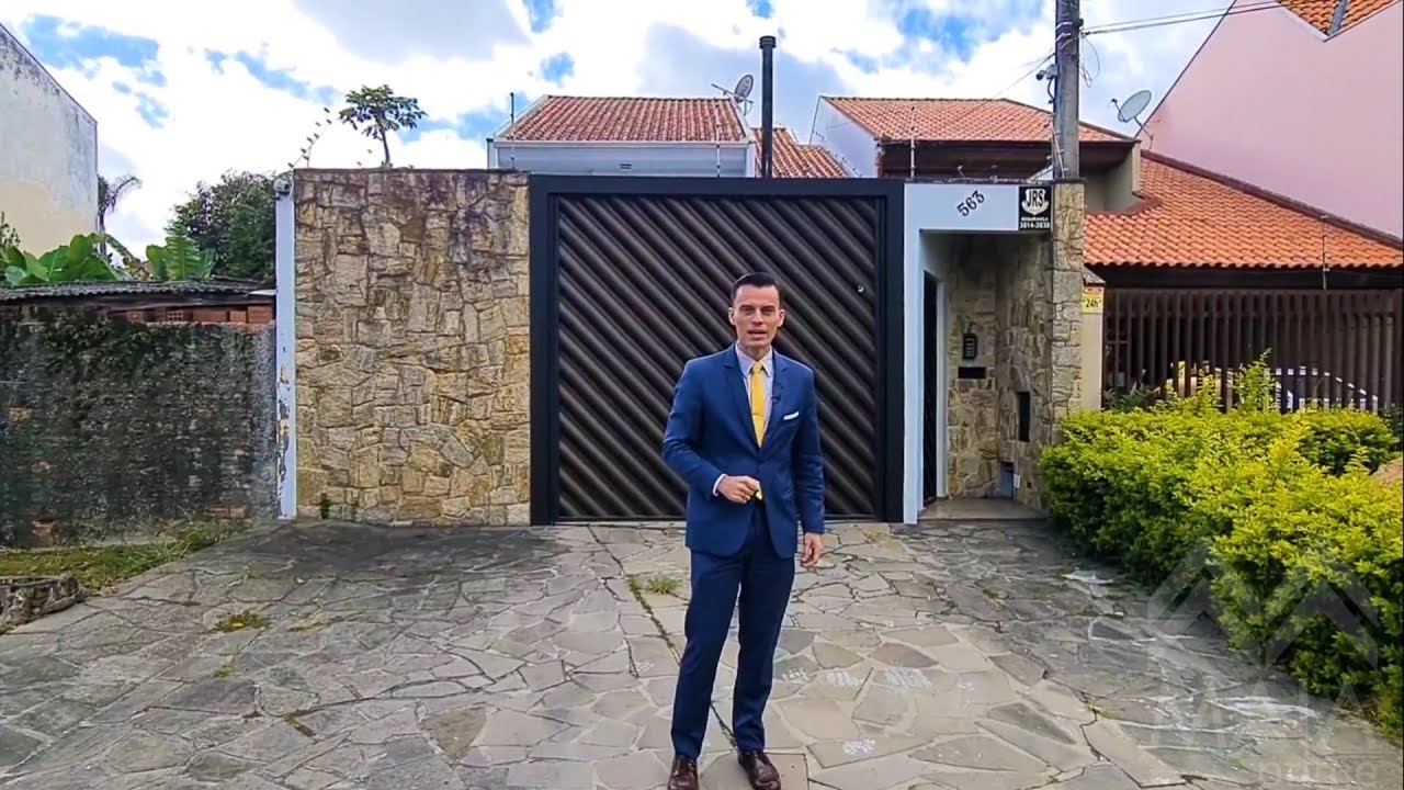 Lindo Sobrado à venda no Jardim das Américas, Curitiba-PR (R$: 1.100.000,00)