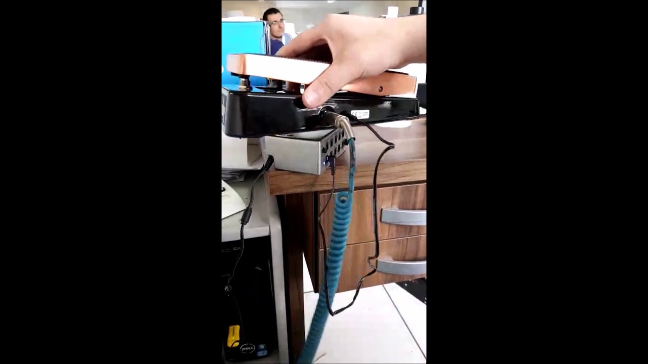 Voodoo Lab 2 Plus vs Mxr Iso Brick