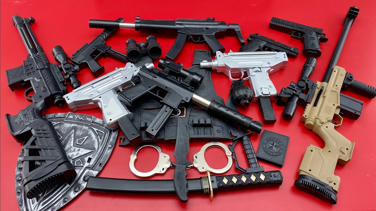Снайперские винтовки и военные игрушечные пистолеты! Tec9 - MP5 - Узи и гранатометы!
