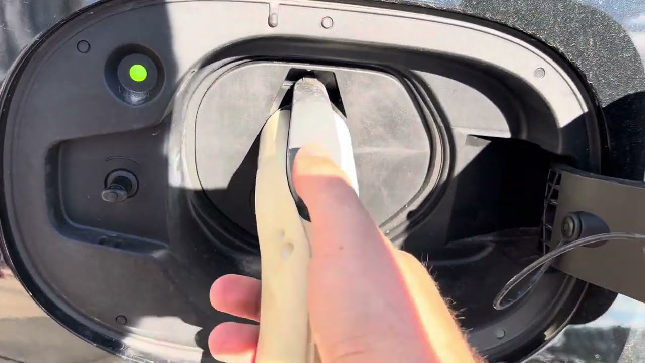 How to charge a Mazda CX-70 PHEV!