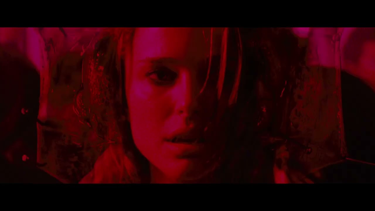 Black Swan Remixed - Nightclub scene