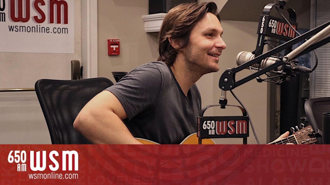 Charlie Worsham 