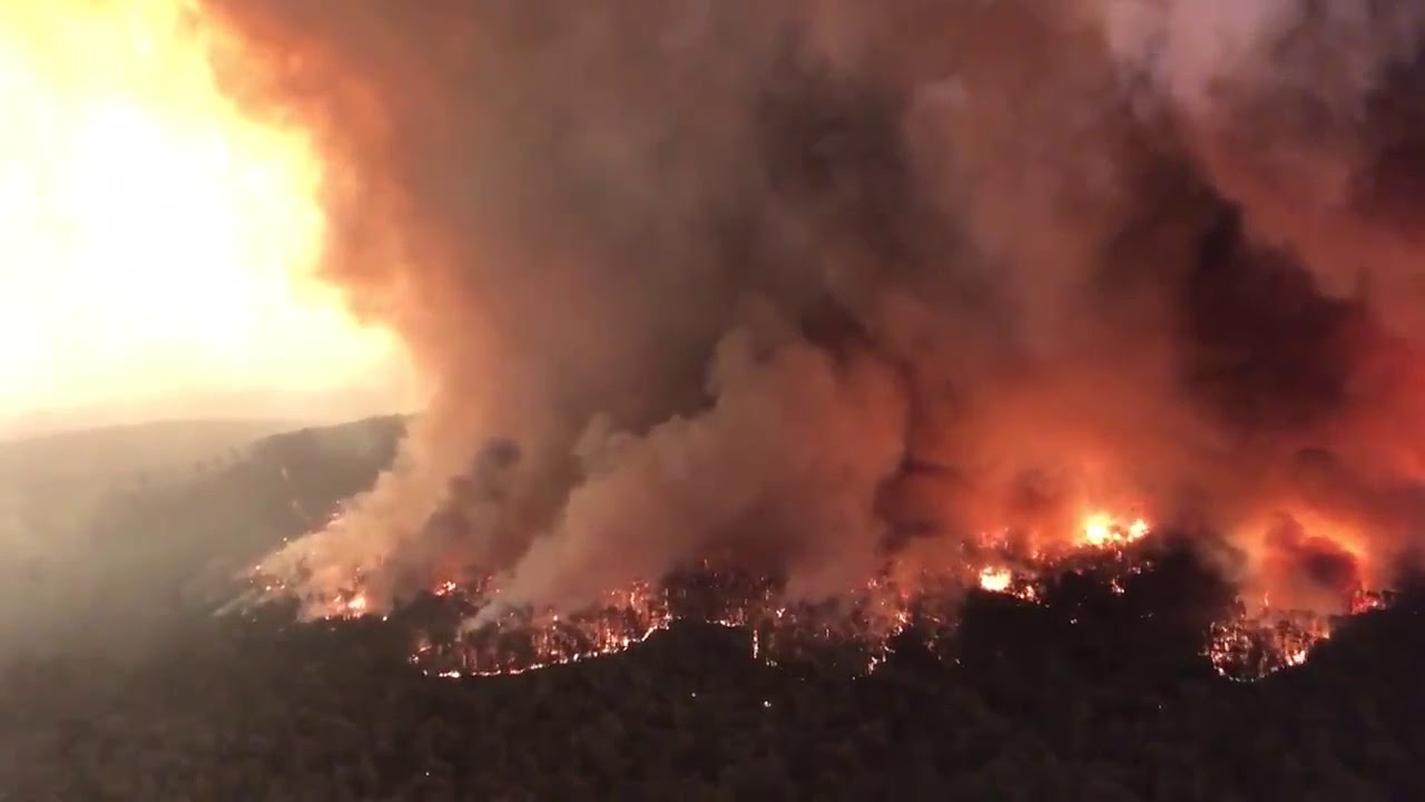 Flames Spread and Smoke Plumes as Bushfire in Victoria Continues to Burn