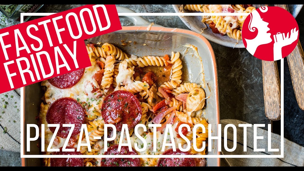 FASTFOOD FRIDAY: Pizza Pastaschotel | OhMyFoodness