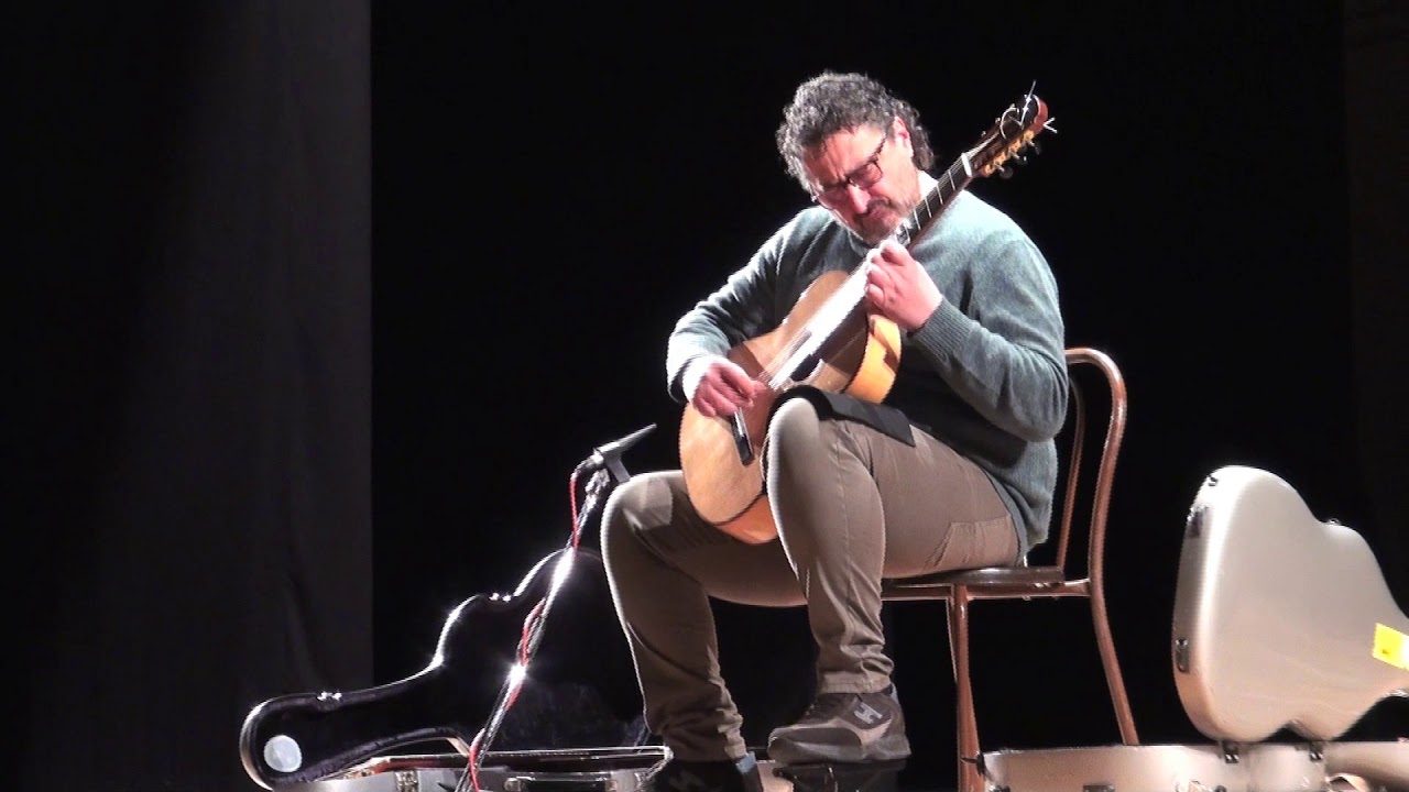Aniello Desiderio - Lezione-Concerto con il Maestro a Napoli