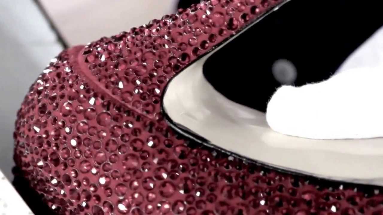 How it's made 2013 - Crystal & Heels v.2