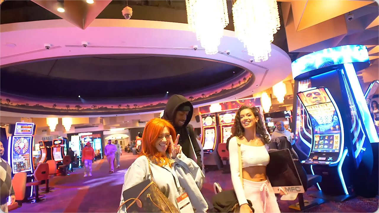 AVN ADULT STARS LEAVING THE RED CARPET AWARDS SHOW AT VIRGIN HOTELS IN LAS VEGAS,NV