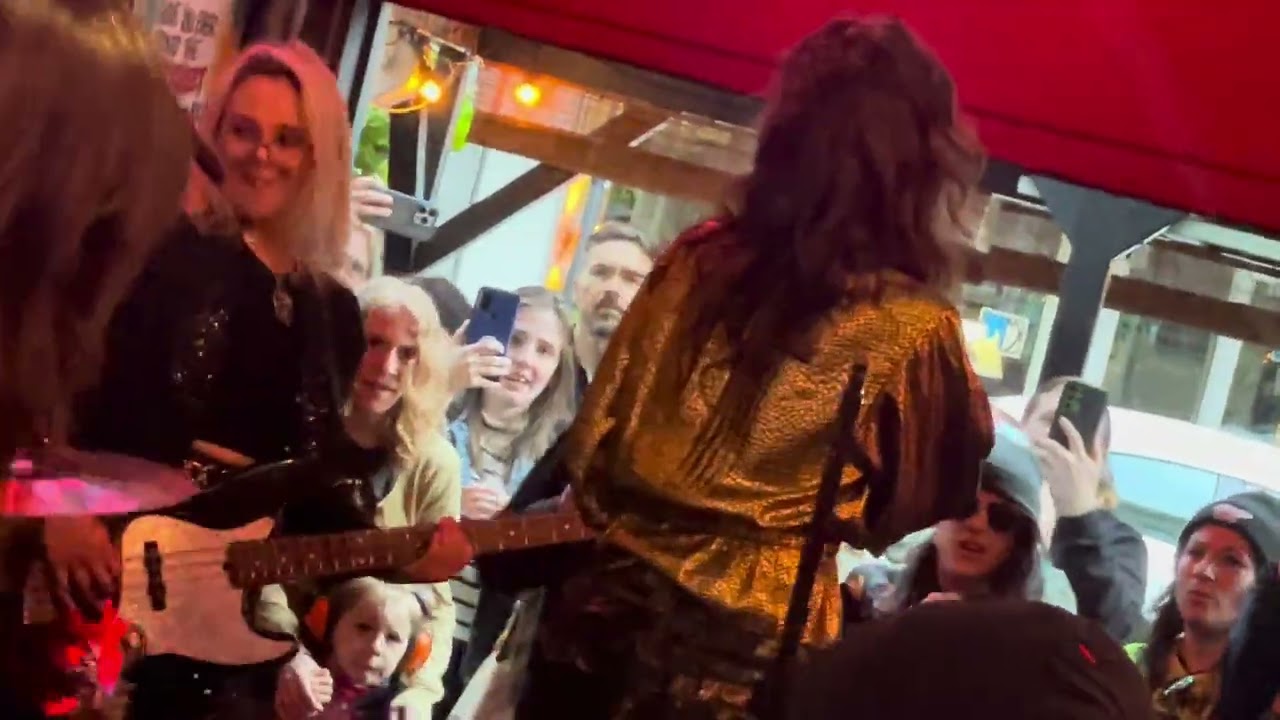Thunderpussy performing barracuda at Easy Street records 5/18/24