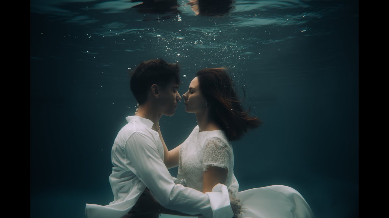 S&D - Underwater couple film
