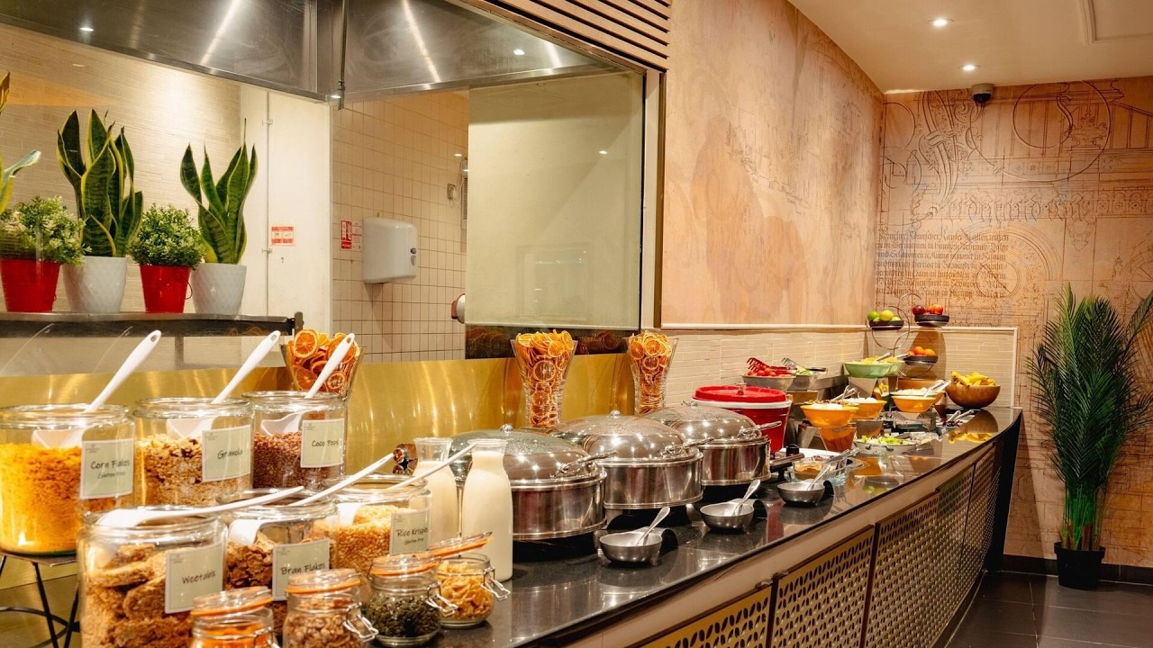Sheraton Skyline Hotel London Heathrow, Hayes, United Kingdom | Travel With Kiara