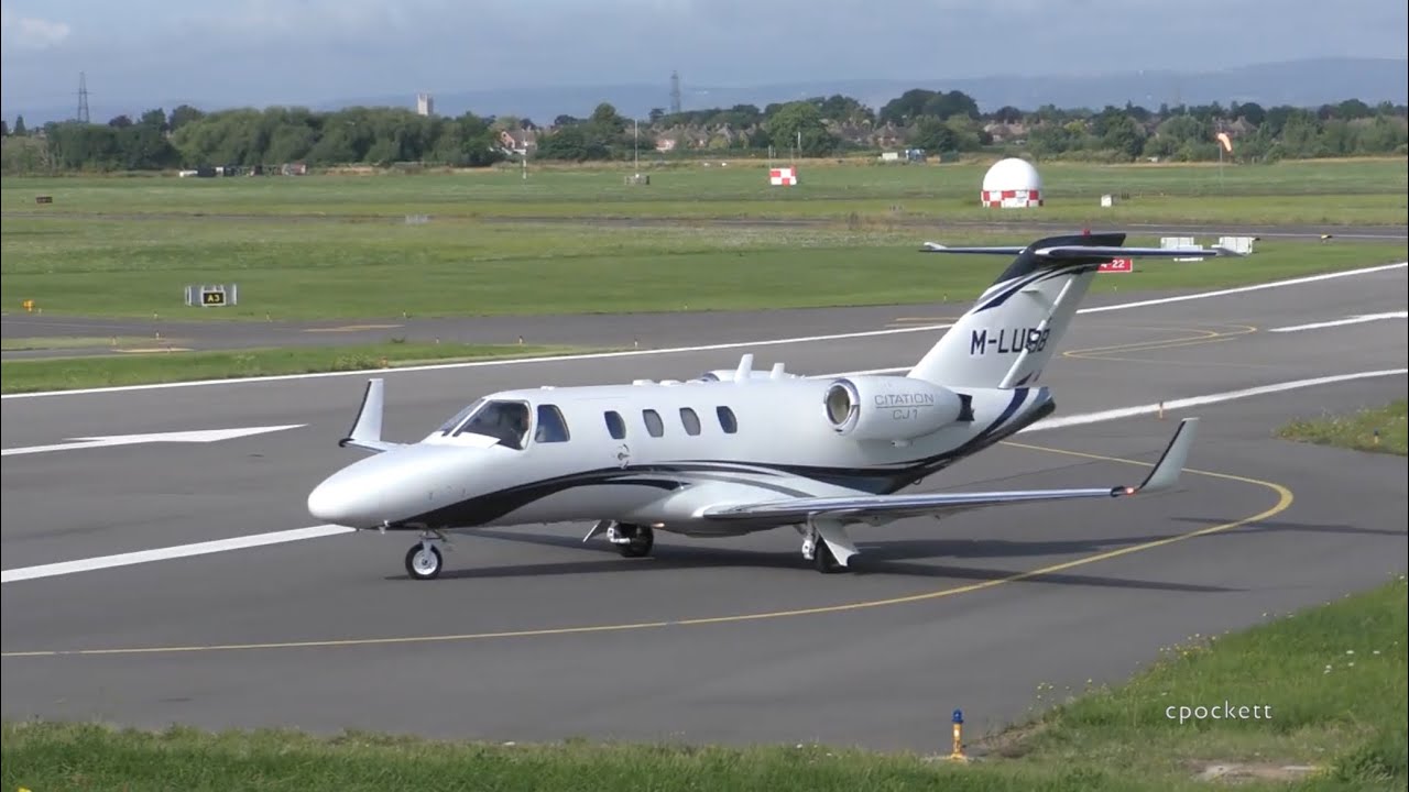 Cessna Citation Jet CJ1 M-LUBB Take off - Gloucestershire Airport