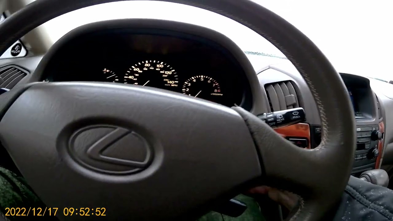 Lexus-и CD проигрыватель.