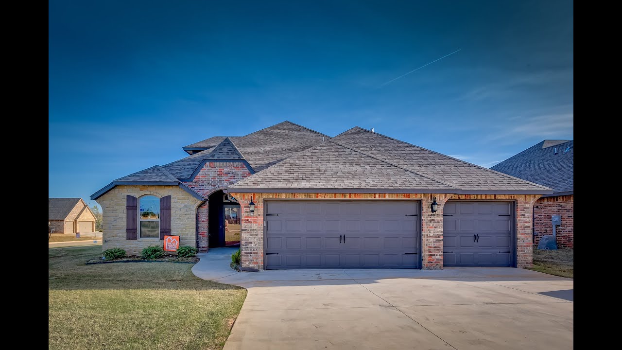 The Raphael - Harbor Homes Inc - Custom Built New Homes in Norman, Moore, and OKC