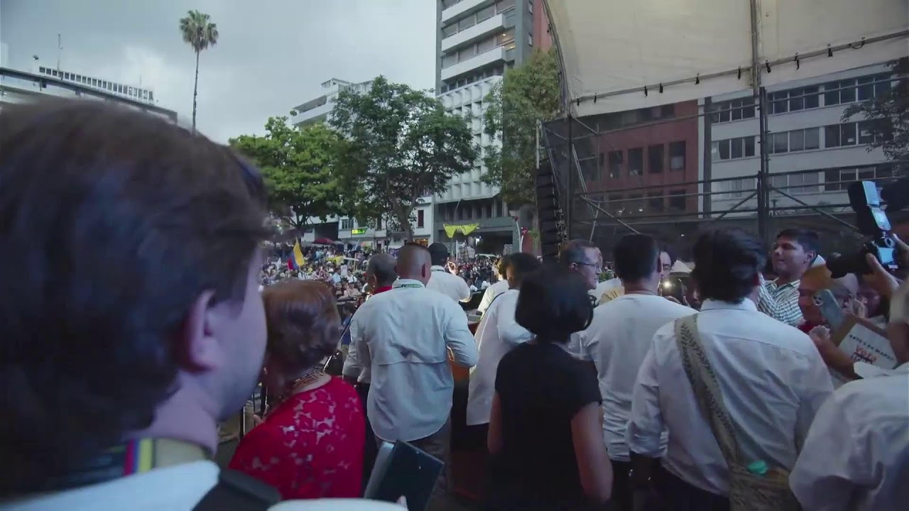 La Ciudad Musical de Colombia también marca el ritmo del cambio.
