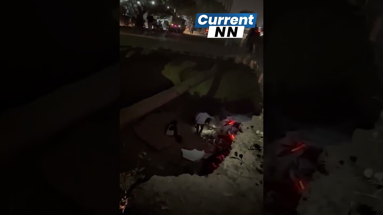 Shocking!! Road Vanished in Lahore's Johar Town | Cars and Bikes Fell | CurrentNN