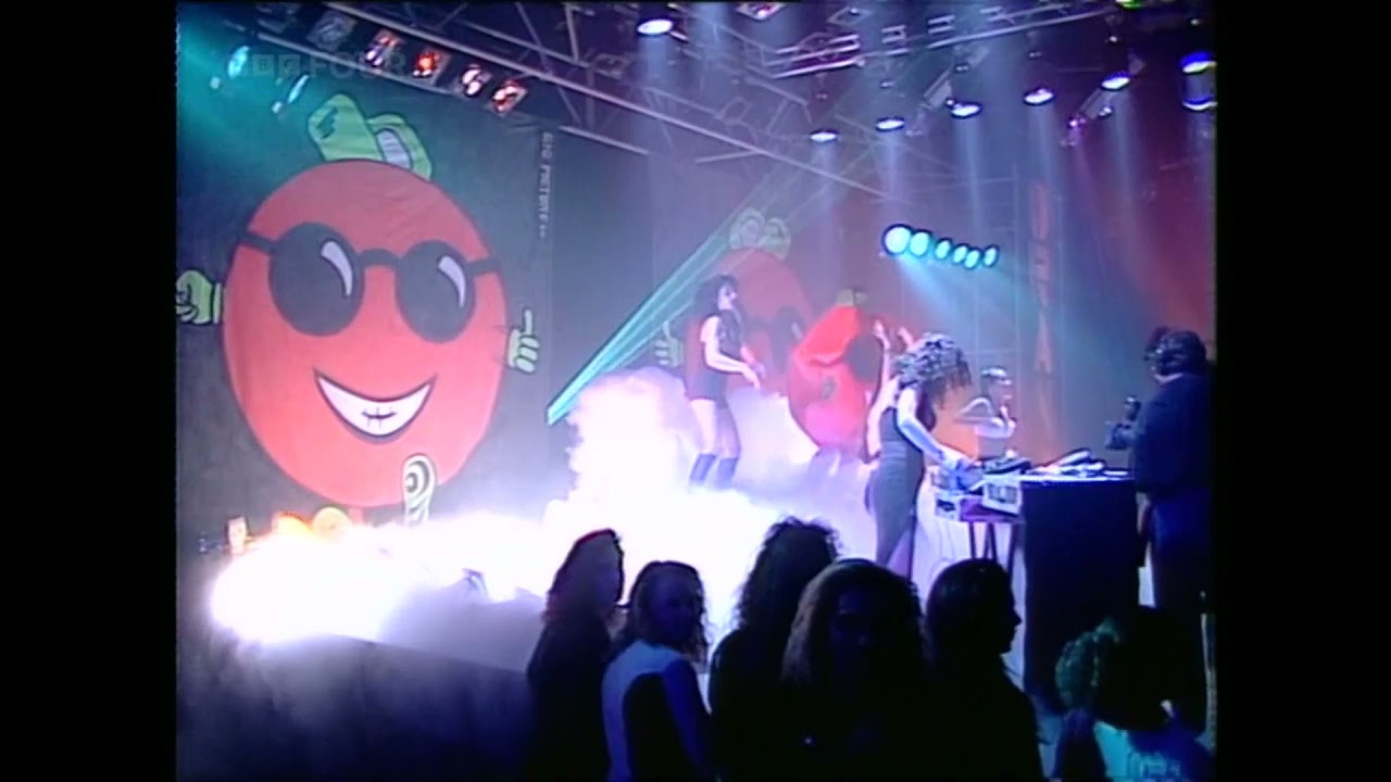 Isotonik - Different Strokes - TOTP   09 01 1992