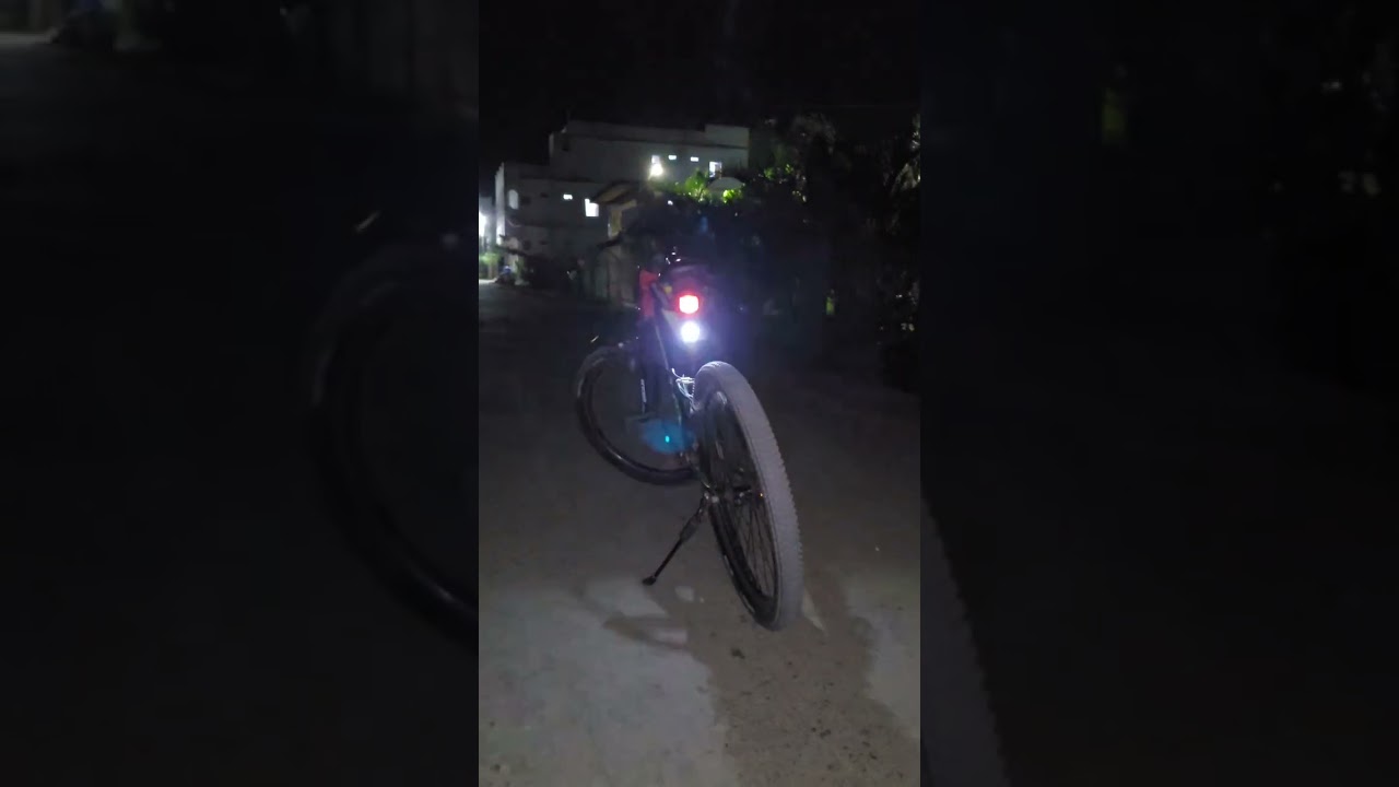 Aircraft strobe light for cycle #strobelight #cycle #safety #light
