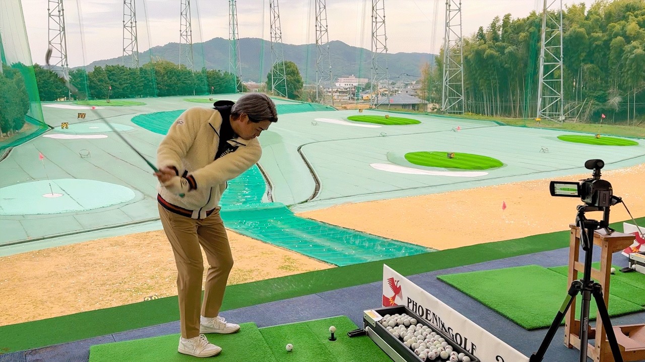 プロなら、打ちっぱなしのグリーンに乗せるの余裕説