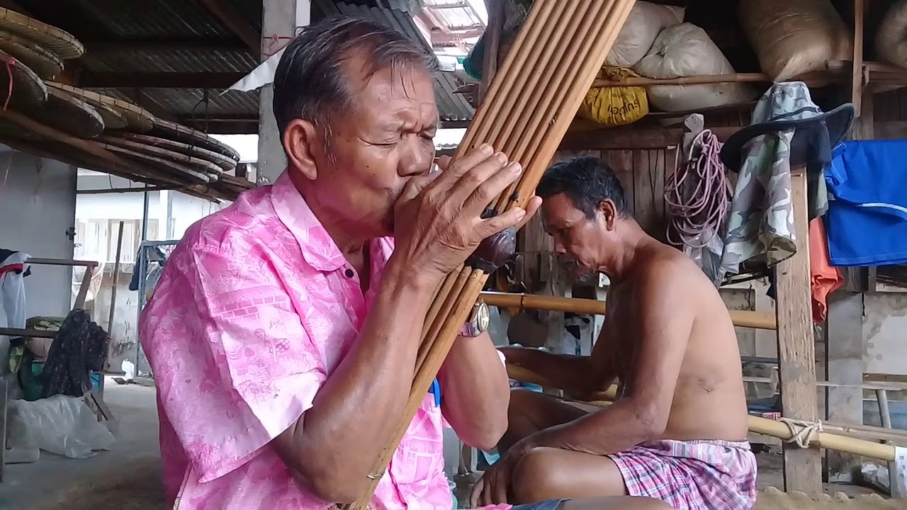ลายใหญ่ หมอเเคนถนอม   จ่าบาล บ้านภูเหล็ก