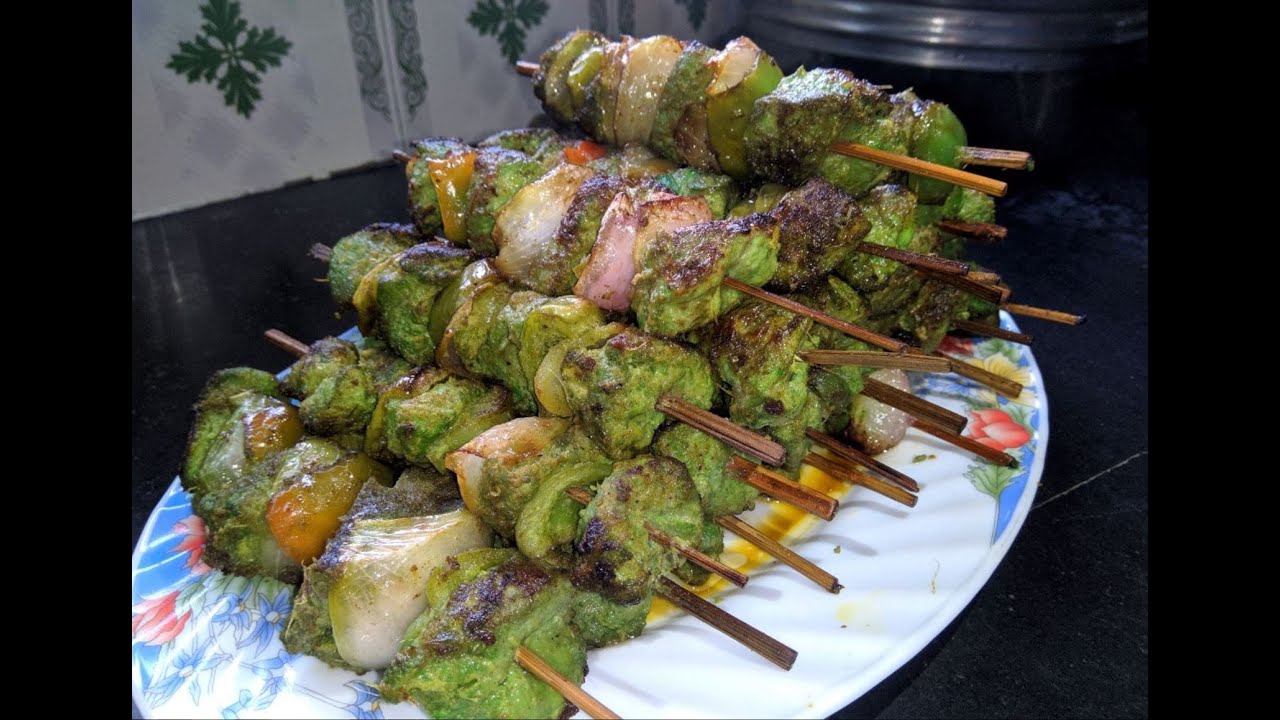 Laziz Chatpate Green Chicken Tikka Recipe | Hariyali Chicken Tikka | Cook With Fara