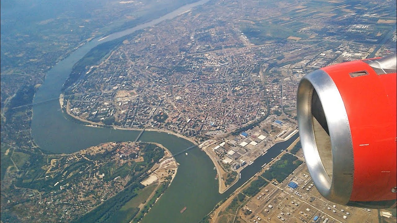 Landing at Belgrade Airport :: AirSerbia Airbus A319-100