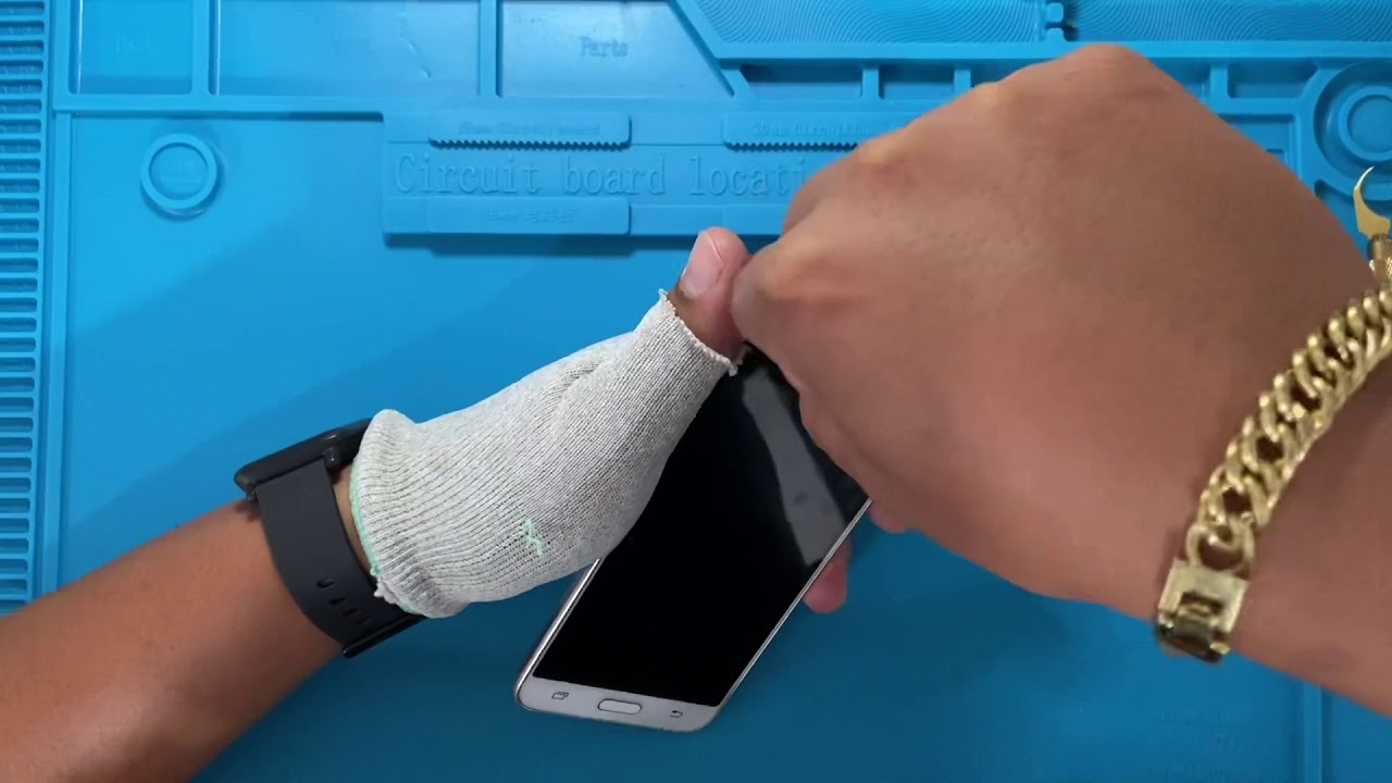 Remo&ccedil;&atilde;o de m&oacute;dulo frontal Samsung GALAXY J3.