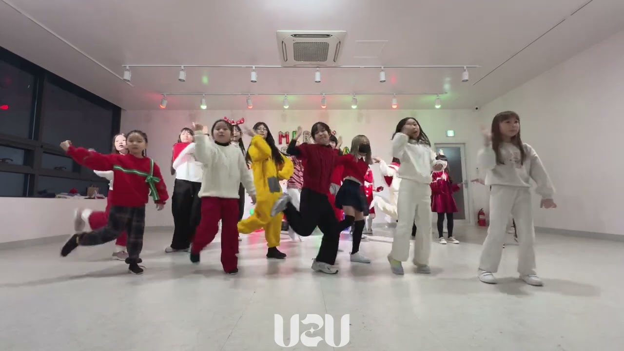 [인천댄스학원] 우주피스댄스 | 2024.12.21 크리스마스 랜덤 플레이댄스