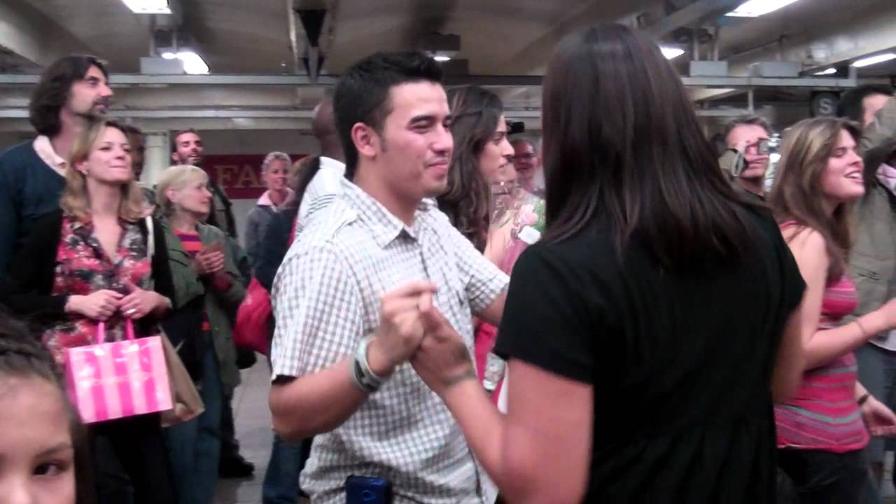 I Want To Hold Your Hand - The Meetles - Times Square 9-29-12