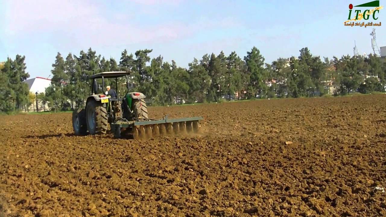 Travail du sol  خدمة التربة