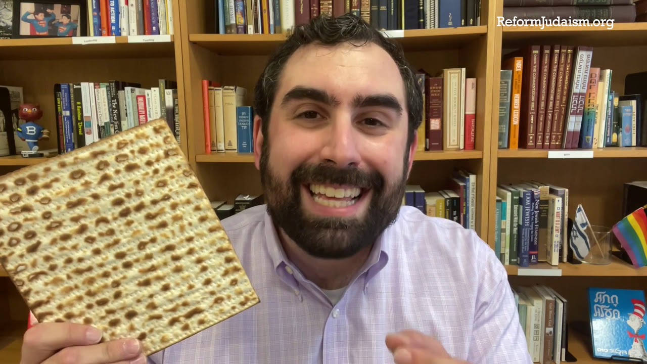 Yachatz (Breaking the Middle Matzah)