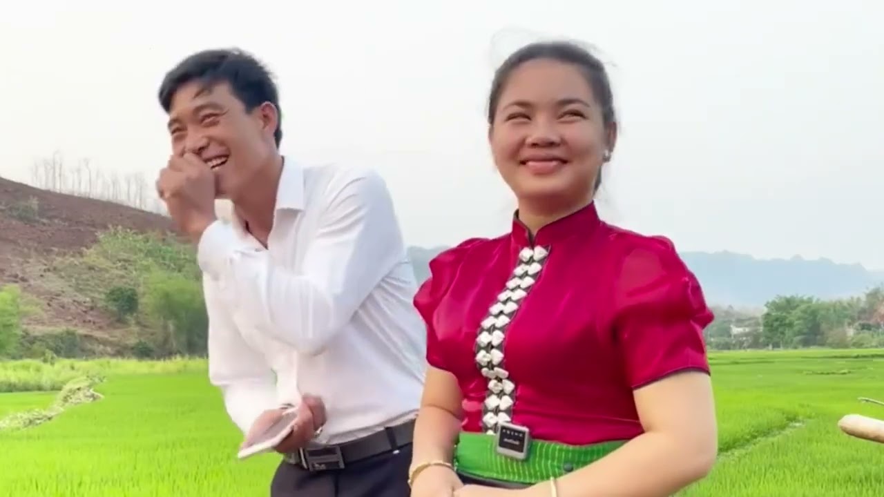 Cười Nghiêng Ngả Với Câu Hát Hài Hước Nhất Của Diệu Huyền, Quàng Lả Quá Bất Ngờ Luôn