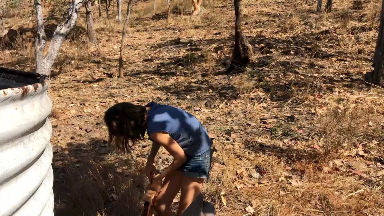 Desert Girl - Kenyan Top Bar Beekeeping in Outback Australia