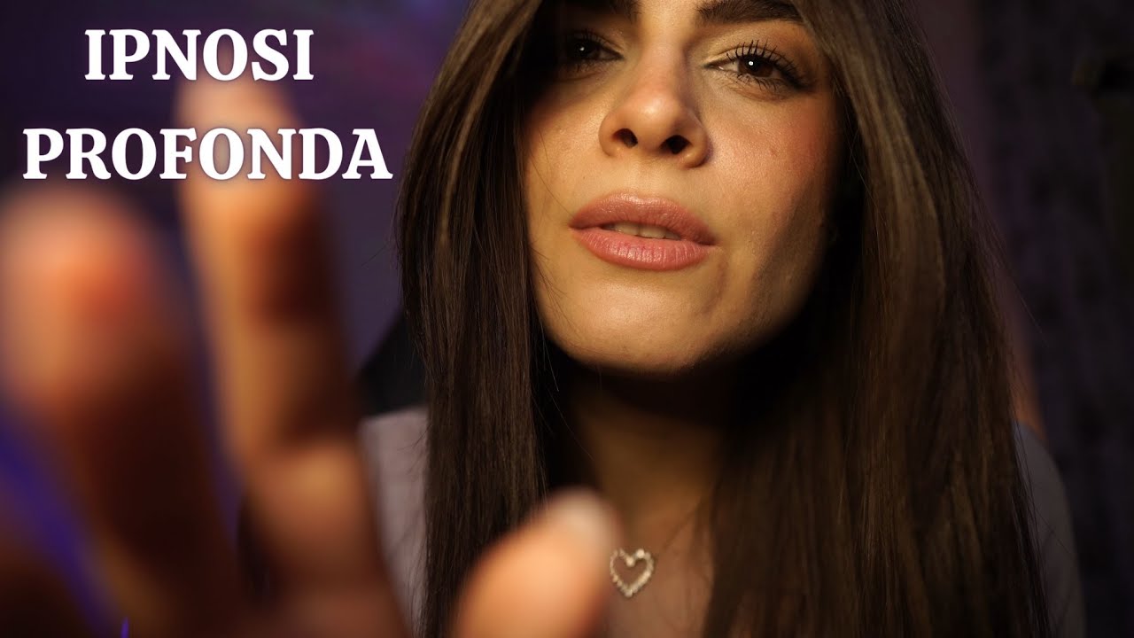 ASMR IPNOSI PER UN SONNO PROFONDO | Soft Spoken - Hand Movements