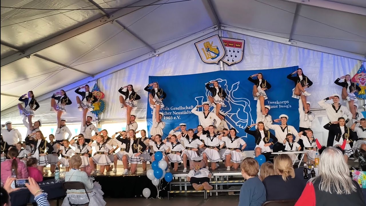 Неймовірний запальний виступ, дівчата і хлопці🔥  Kölner Karneval, Tanzkorps Blaue Junge, Lövenicher.