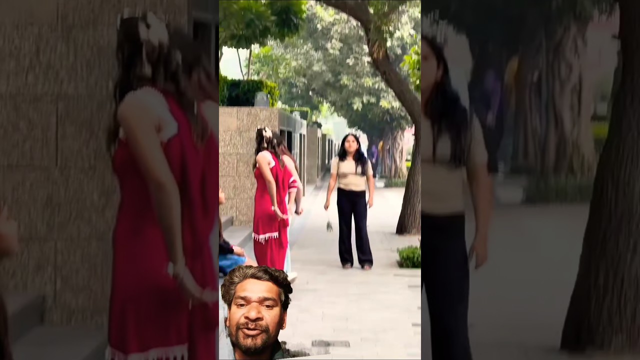 Women🤣🤣