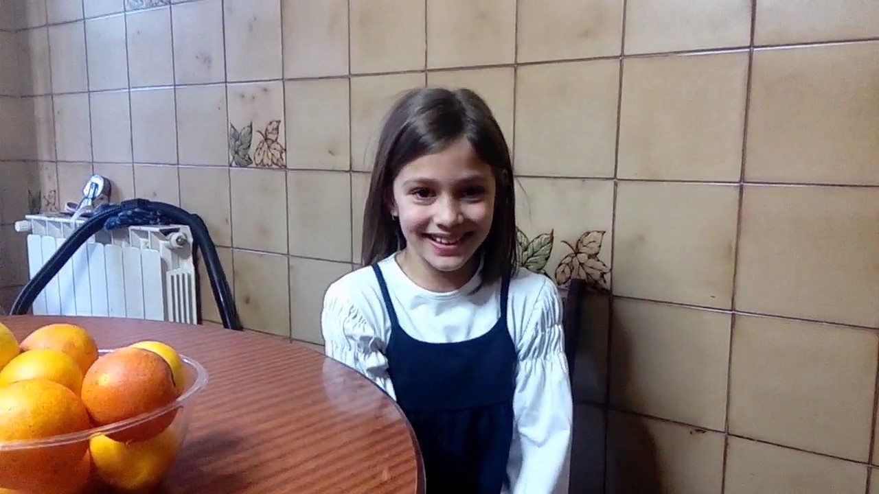 La bambina posseduta da uno spirito.