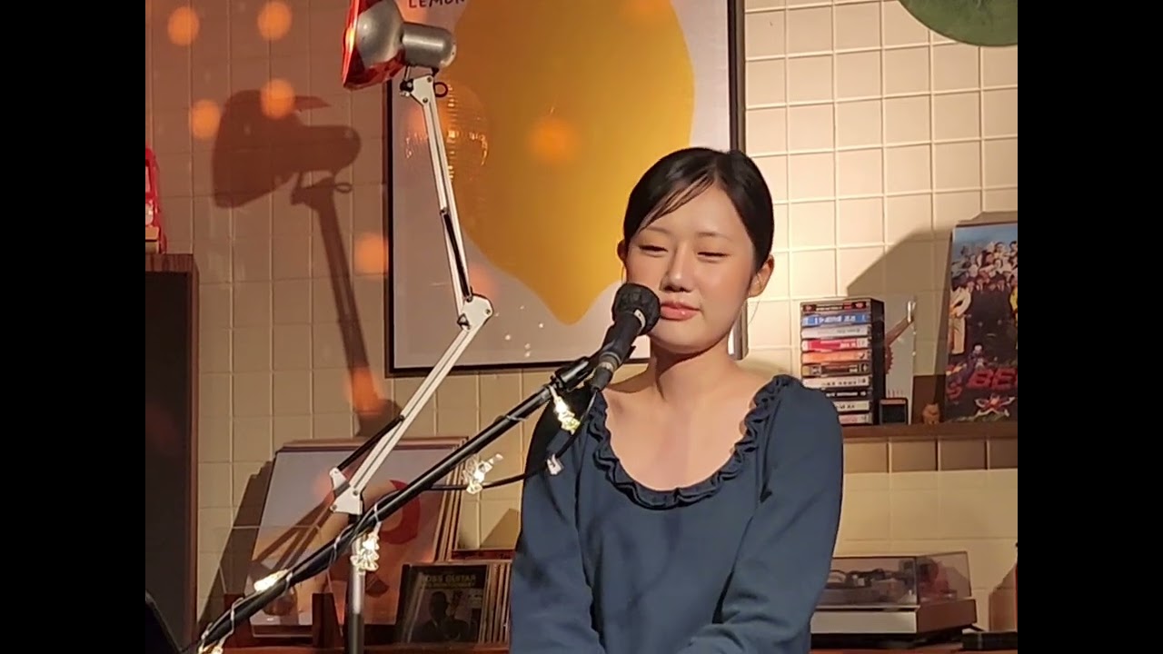 251219 화아 - Rockin' Around the Christmas Tree (cover)