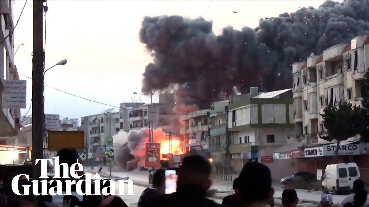 Footage captures moment of Israeli airstrike on Lebanon