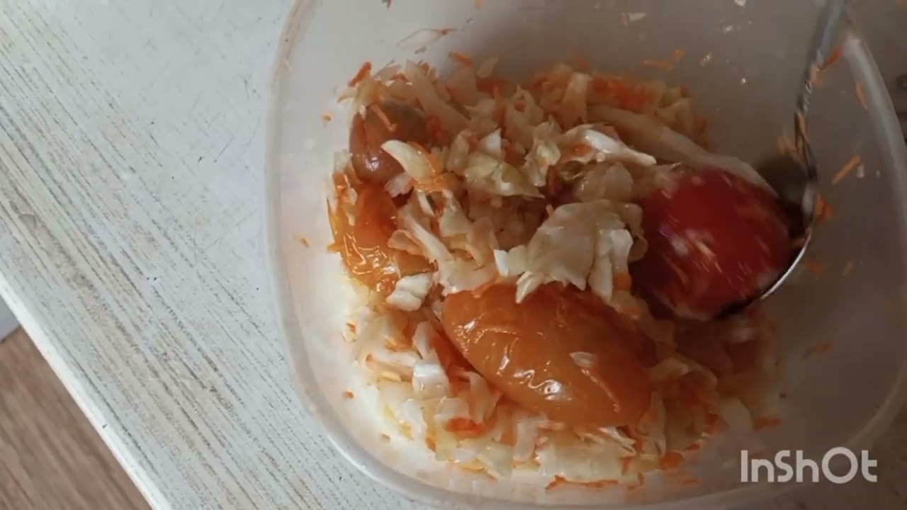 КВАСИЛА КАПУСТУ ЦЕЛЫМИ КУСКАМИ. ТЫКВЕННЫЙ СОК.