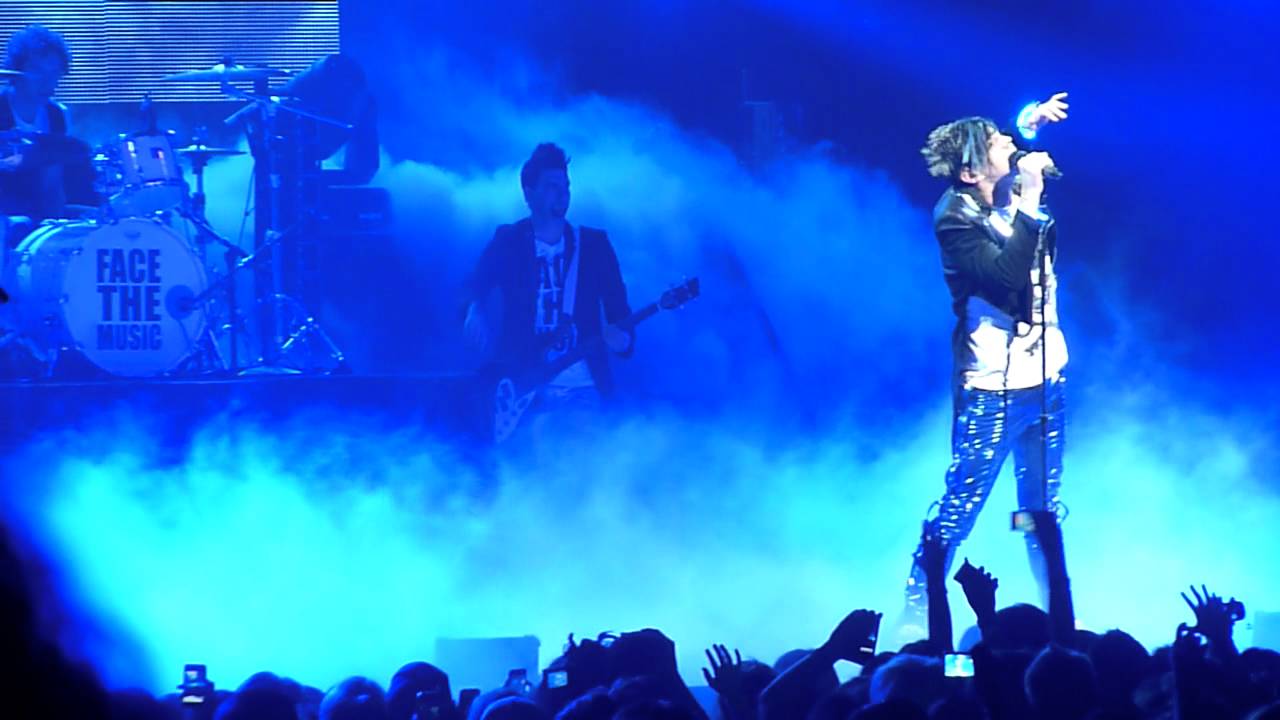 Marianas Trench - Porcelain - live in Winnipeg