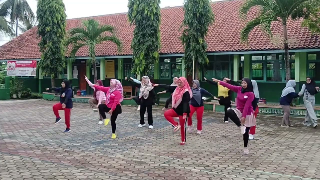 Bag 253,Minggu 110126 