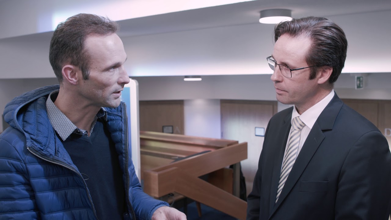 Personnalisez les obsèques de vos proches. Certains gestes ne coûtent rien, qu'un peu de temps.