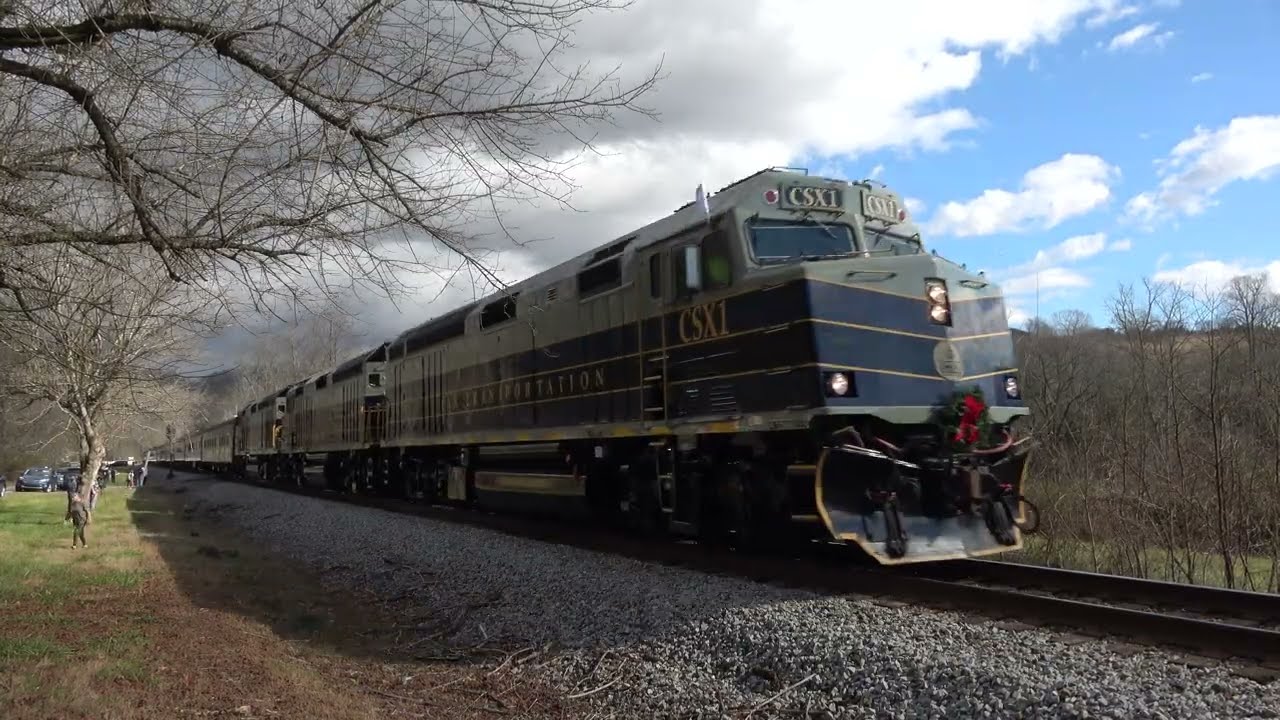 CSX's 83rd Santa Train from Shelbiana, KY to Kingsport, TN - November 22nd, 2025