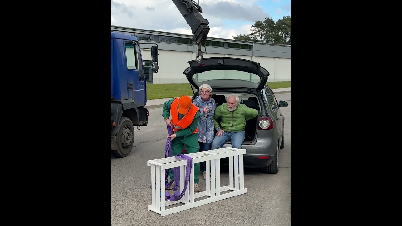 This kind man just made things easier for two elders